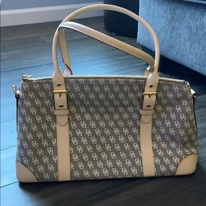 Dooney and Bourke Handbag